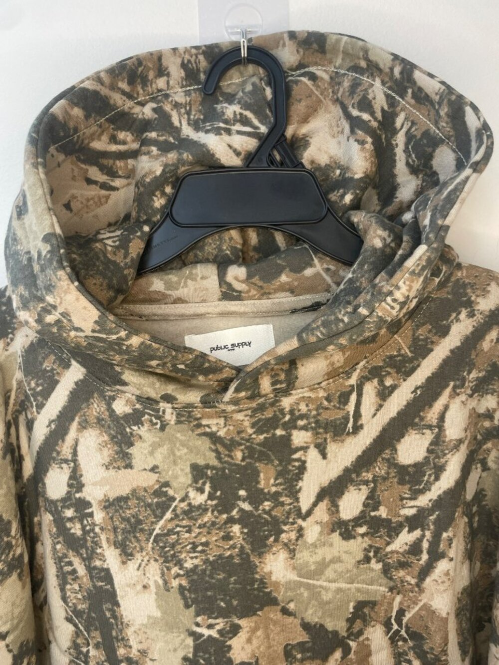Public SupplyNYC Essentials Fit Camo Hoodie Men's Size Medium NWT - Picture 4 of 7